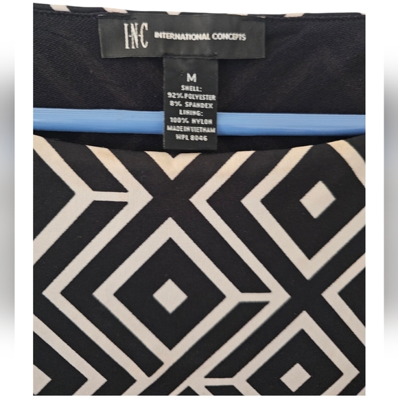 EUC | INC International Concepts | ¾ sleeve Geometric design | Lined | Size: M - Picture 5 of 10